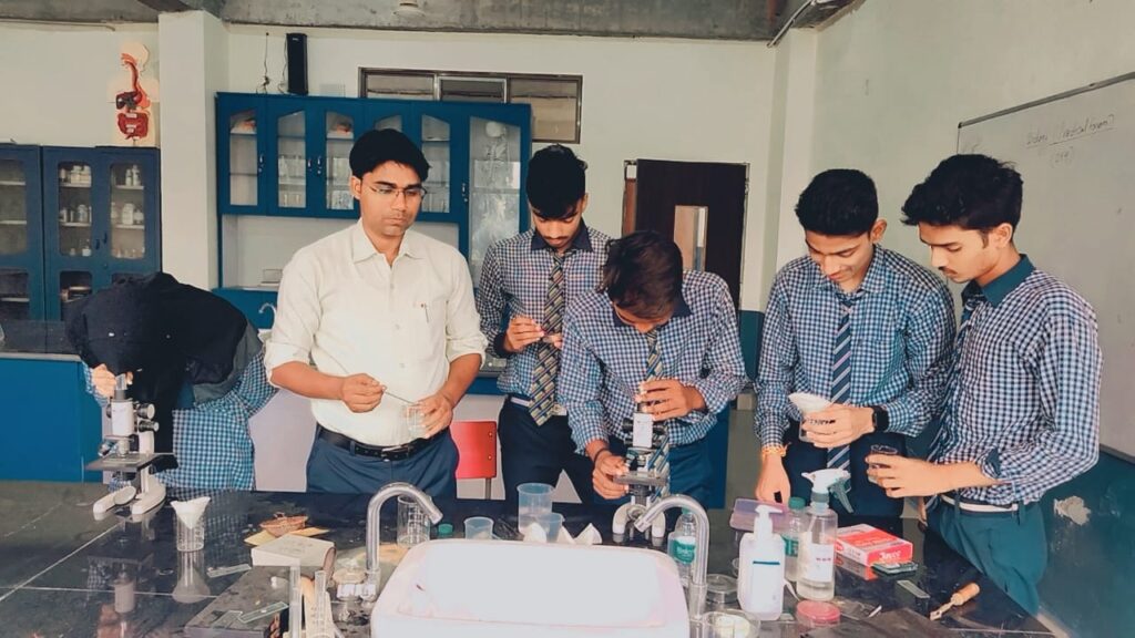 BIO LAB
